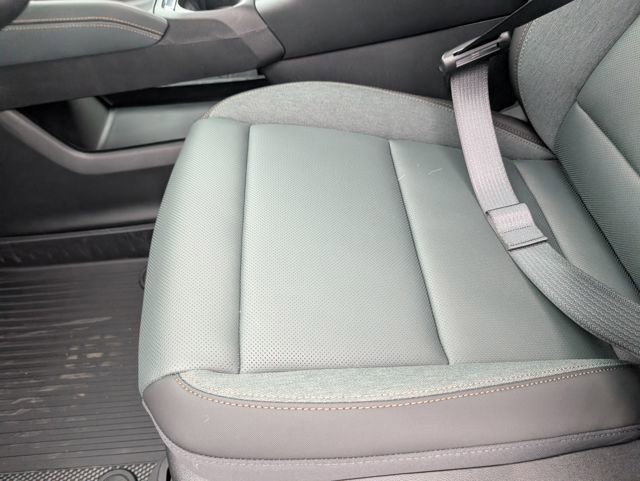 New 2026 GMC Terrain AT4 w/ Convenience Package III image 22