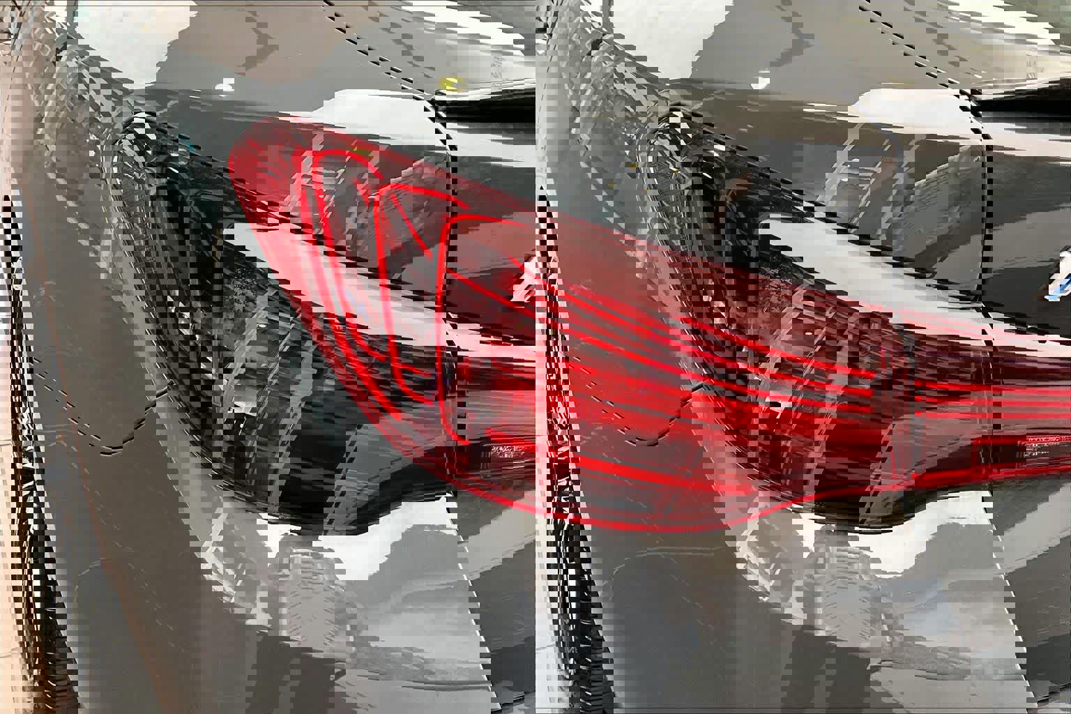 Used 2025 BMW i4 M50 w/ Premium Package image 28