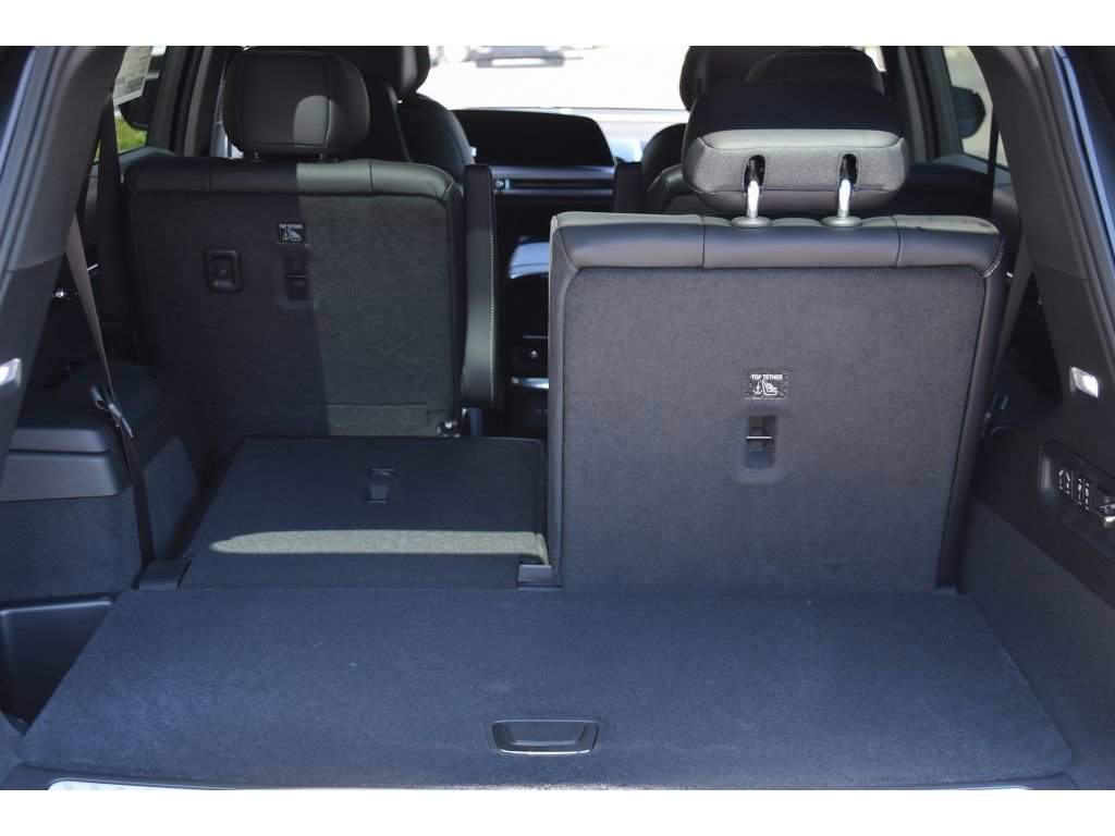 New 2026 Cadillac Vistiq Sport image 25