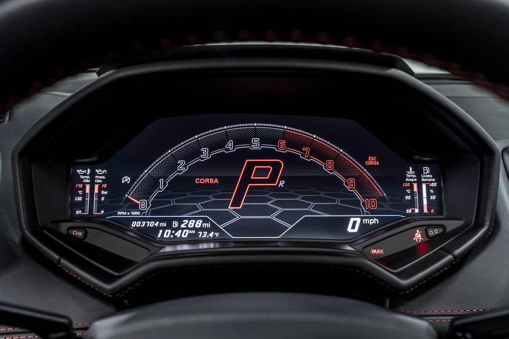 Used 2022 Lamborghini Huracan EVO RWD image 17