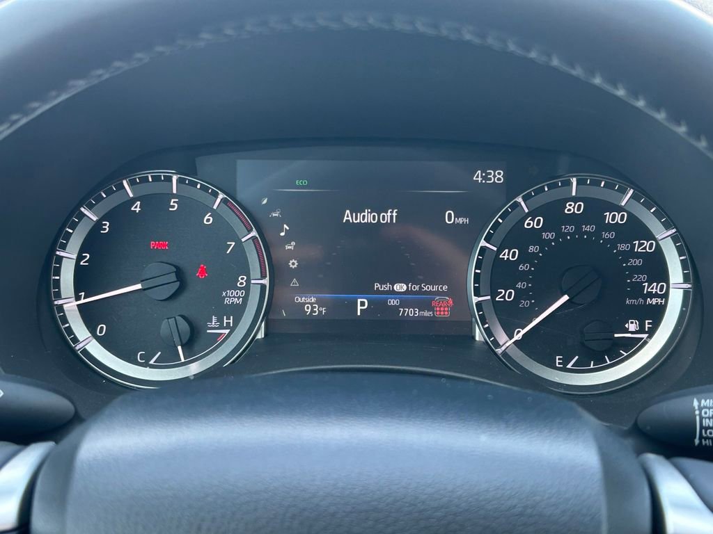 Certified 2025 Toyota Highlander XLE FWD image 37
