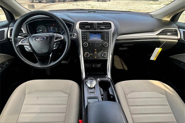 Used 2020 Ford Fusion S image 15