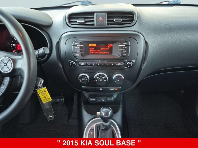 Used 2015 Kia Soul FWD image 28