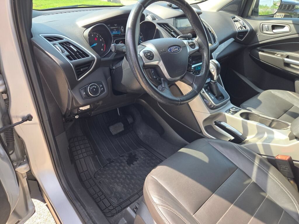 Used 2013 Ford Escape SEL AWD/4WD image 20