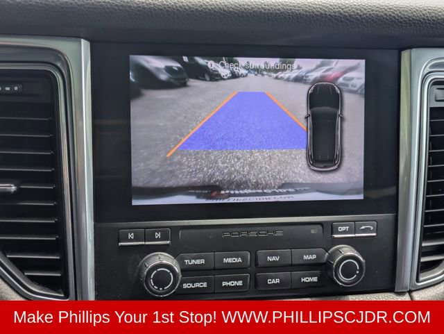 Used 2018 Porsche Macan Sport Edition AWD/4WD image 20