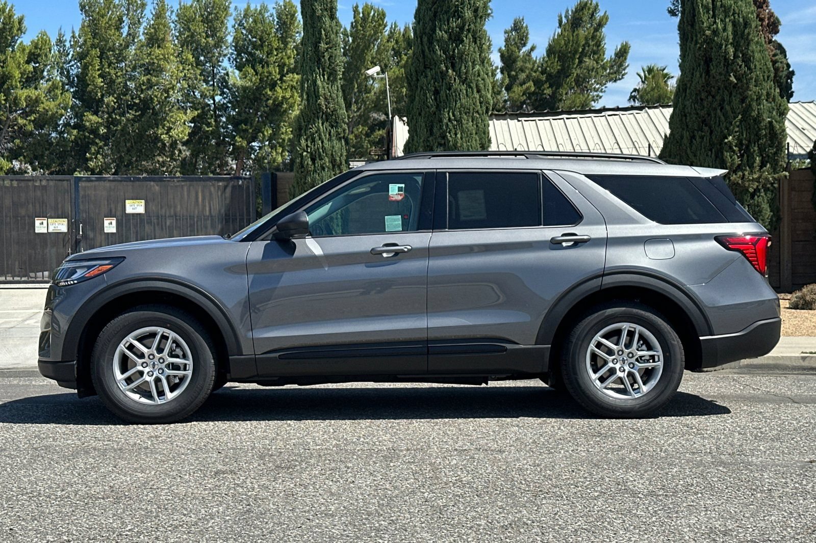 New 2026 Ford Explorer Active w/ Active Comfort Package RWD image 7
