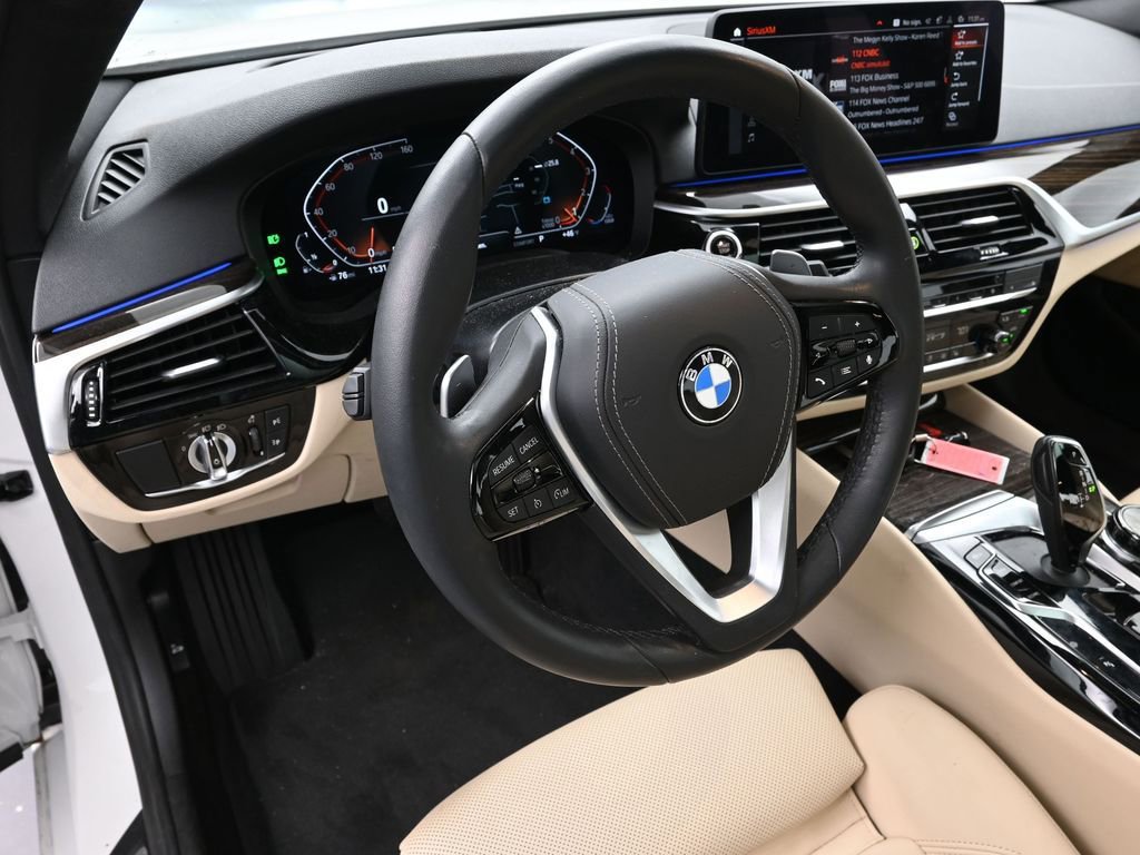 Used 2022 BMW 530i xDrive w/ Executive Package image 14