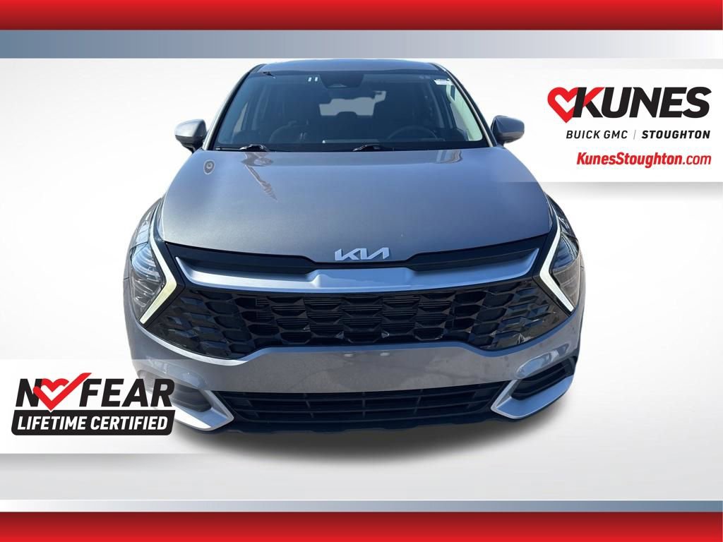 Used 2025 Kia Sportage LX image 5