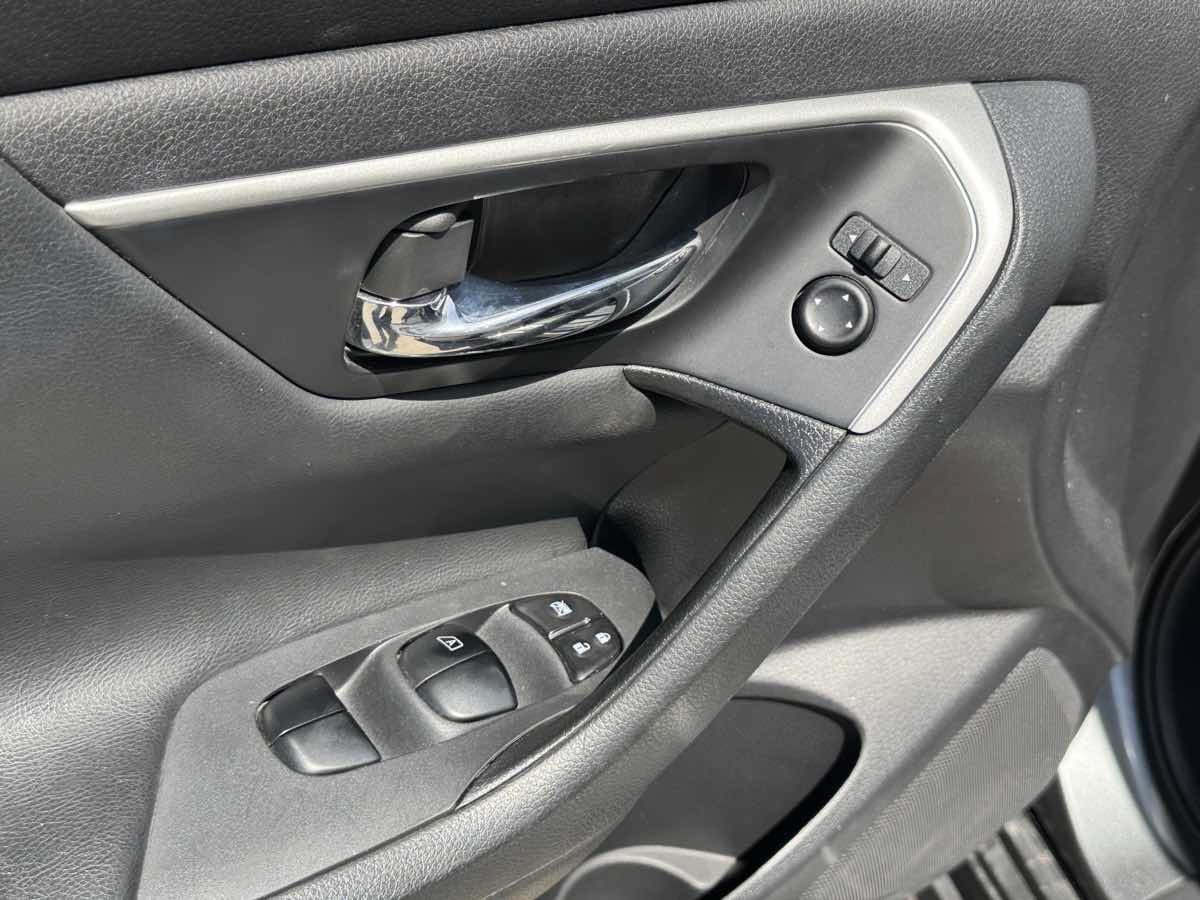 Used 2018 Nissan Altima 2.5 S FWD image 21