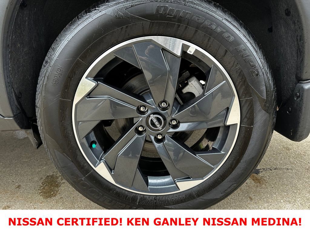 Certified 2026 Nissan Rogue SV AWD/4WD image 20