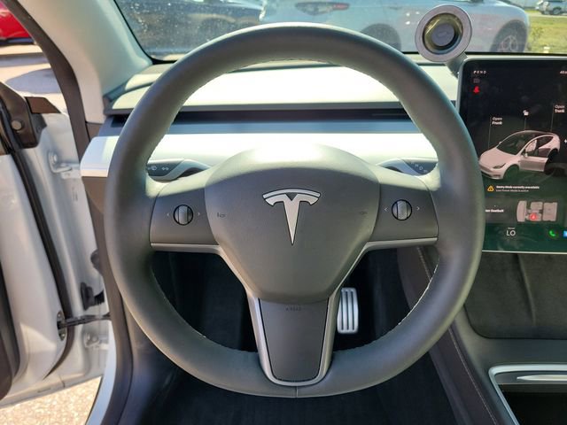 Used 2022 Tesla Model Y Performance image 26
