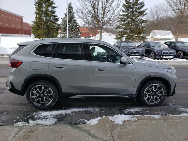 New 2026 BMW 330i xDrive Sedan w/ Premium Package image 8