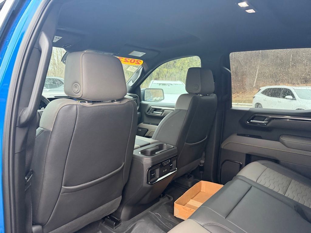 Used 2023 Chevrolet Silverado 1500 ZR2 w/ Technology Package image 15