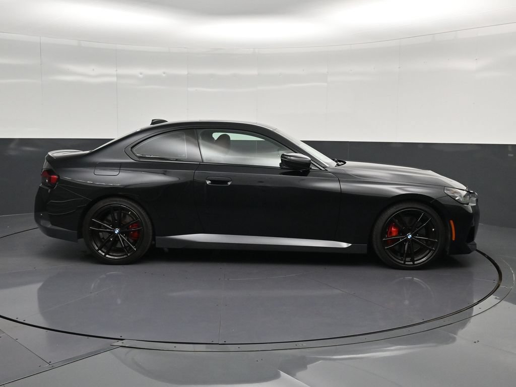 Used 2022 BMW 230i Coupe w/ Premium Package 2 RWD image 4