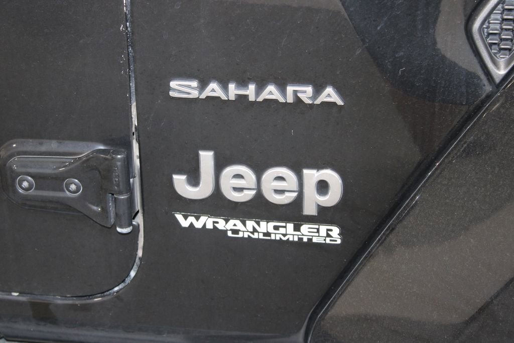 Used 2020 Jeep Wrangler Unlimited Sahara w/ Dual Top Group image 12