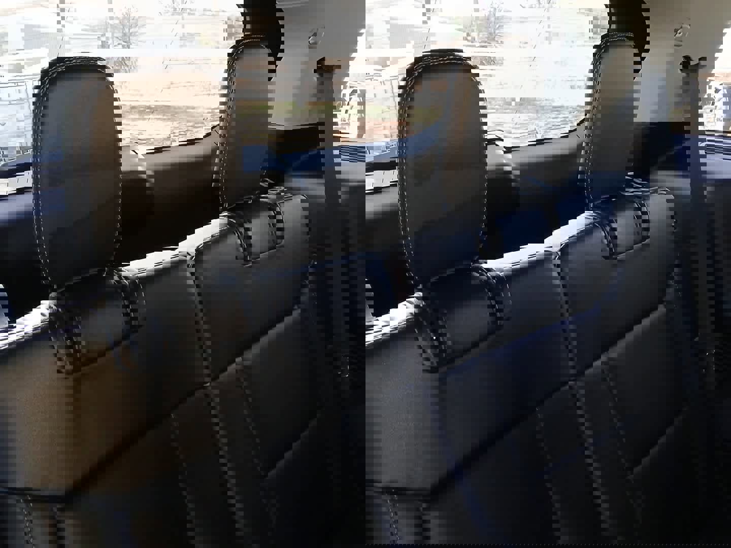 Used 2020 Ford Explorer XLT w/ Equipment Group 202A image 69