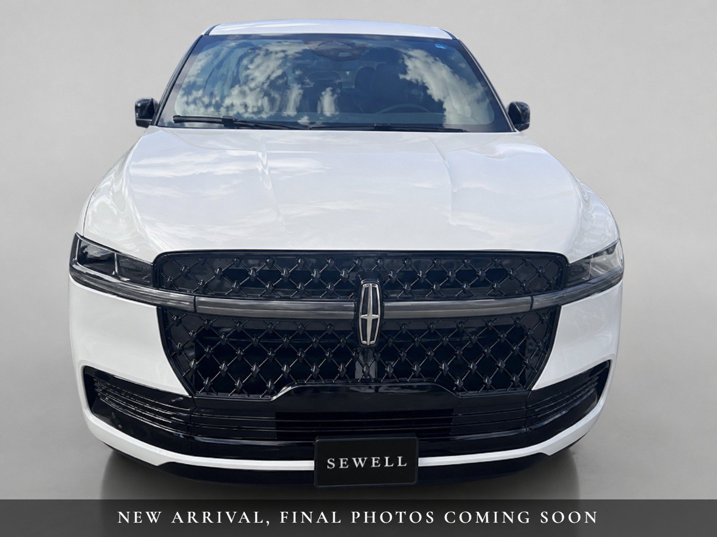 Certified 2026 Lincoln Navigator Black Label AWD/4WD image 3