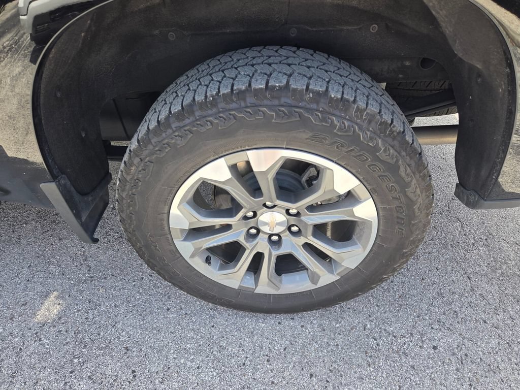 Certified 2024 Chevrolet Silverado 1500 High Country w/ Max Trailering Package AWD/4WD image 20