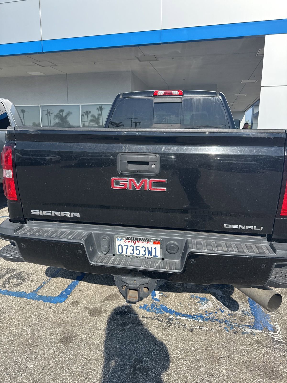 Used 2015 GMC Sierra 2500 Denali w/ Duramax Plus Package image 5