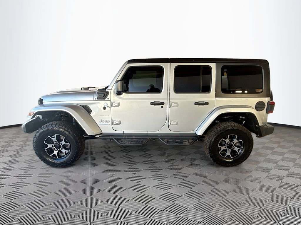 Used 2023 Jeep Wrangler Unlimited Sahara w/ Cold Weather Group image 9