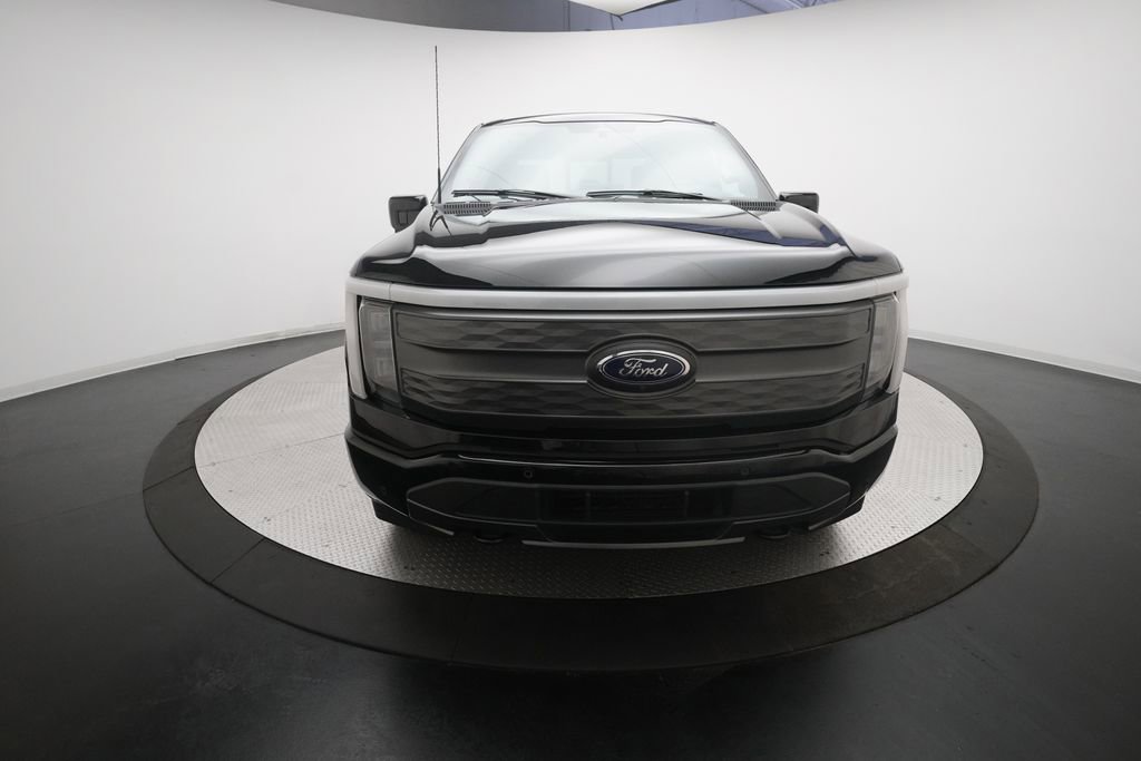 Used 2023 Ford F150 Lightning Lariat w/ Equipment Group 511A High image 11