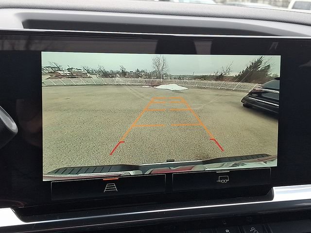 New 2026 GMC Sierra 2500 SLE w/ SLE Value Package; AWD/4WD image 18