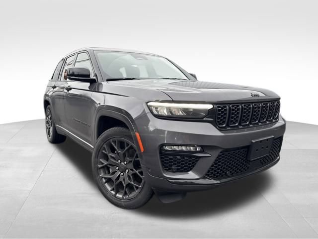 New 2025 Jeep Grand Cherokee Summit w/ Obsidian Package AWD/4WD image 31