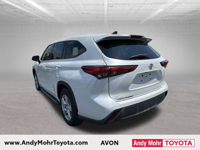 Used 2022 Toyota Highlander L FWD image 6