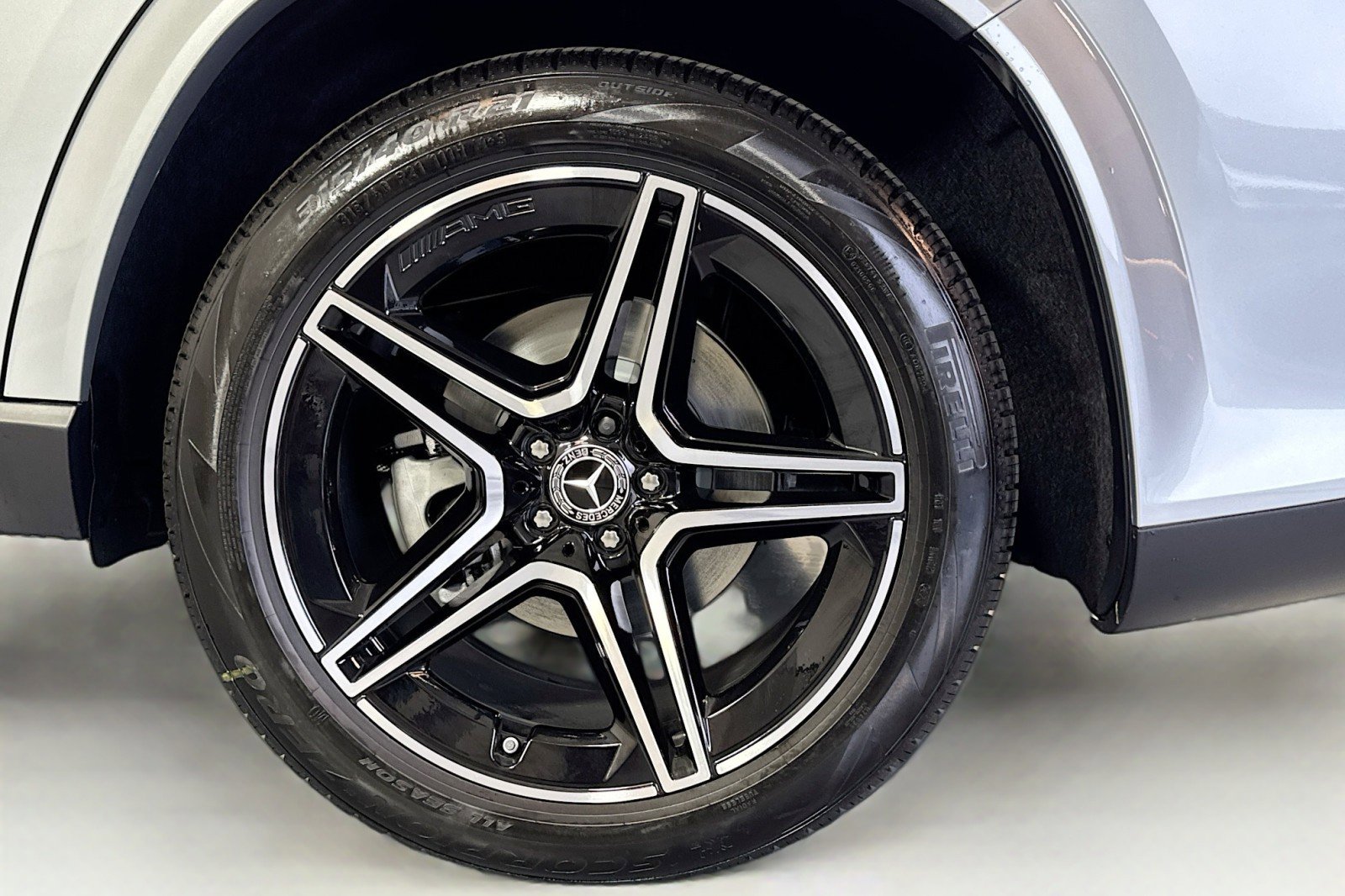 New 2026 Mercedes-Benz GLS 450 4MATIC image 30