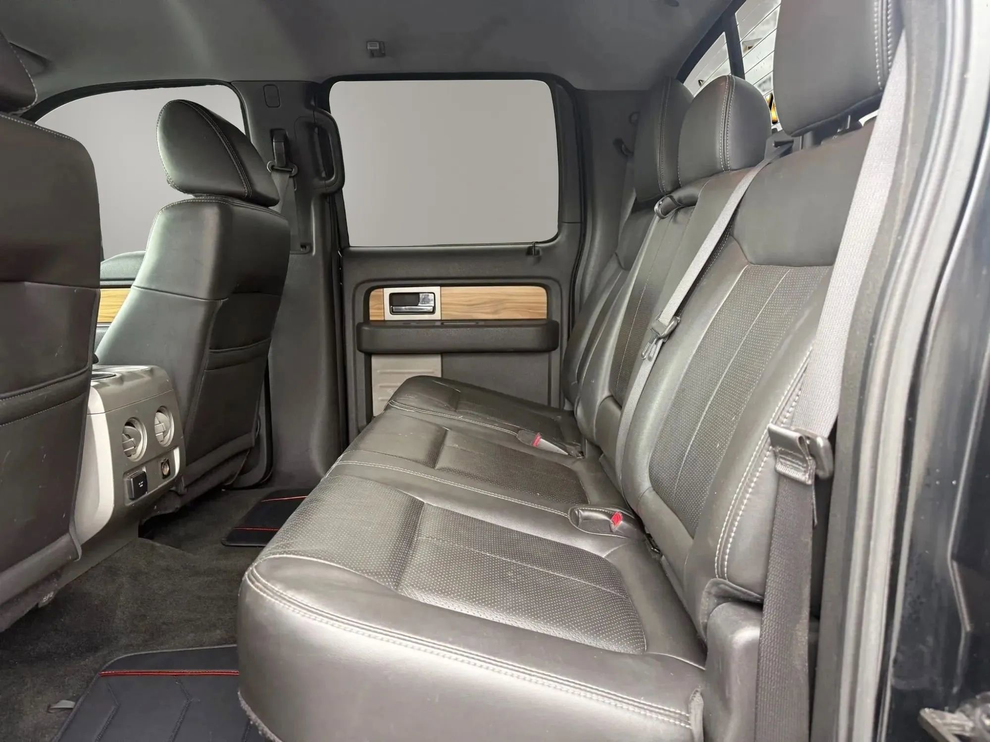 Used 2011 Ford F150 Lariat w/ Lariat Plus Pkg RWD image 21