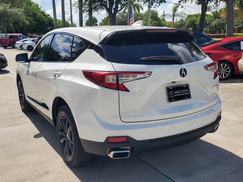 Used 2026 Acura RDX SH-AWD image 5