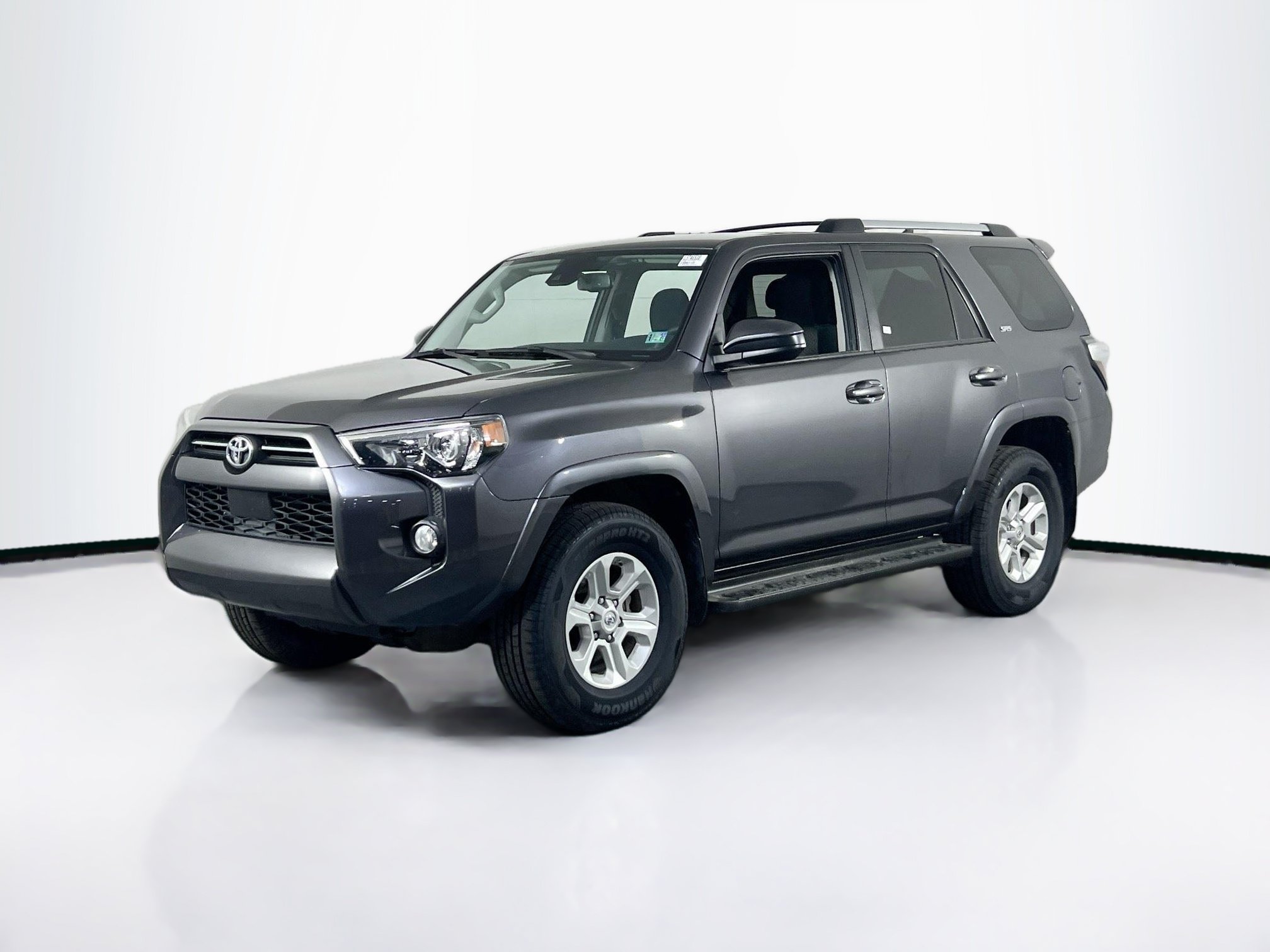 Used 2020 Toyota 4Runner SR5 AWD/4WD image 1