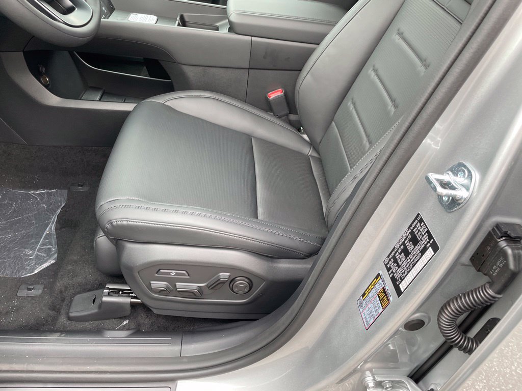 New 2026 Hyundai Santa Fe Calligraphy FWD image 12