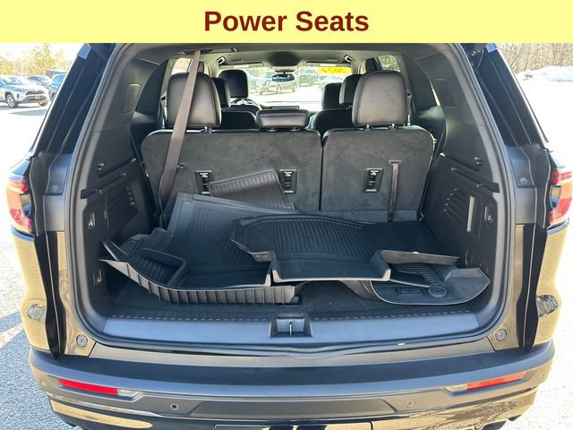 Used 2024 GMC Acadia Elevation w/ Black Edition image 12