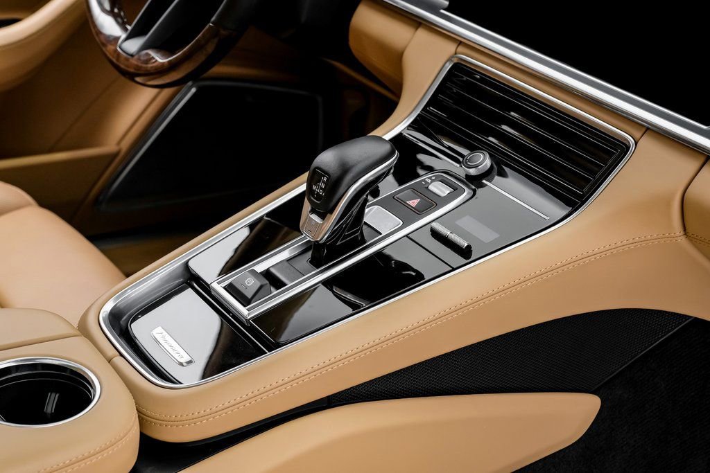 Used 2022 Porsche Panamera Turbo S image 20