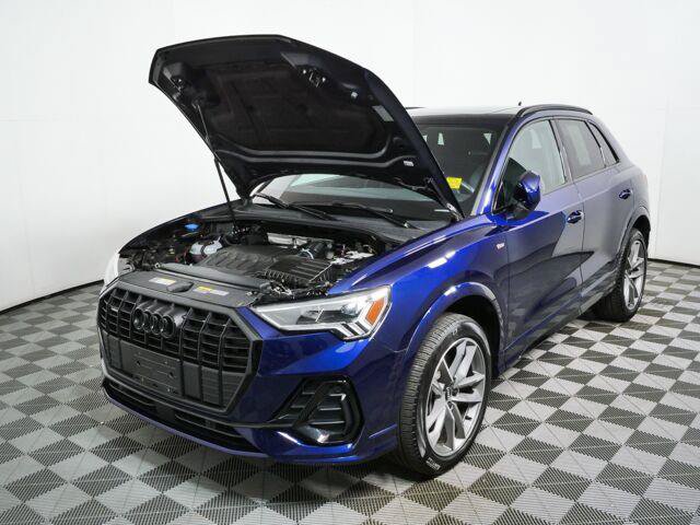 Used 2024 Audi Q3 2.0T Premium AWD/4WD image 32