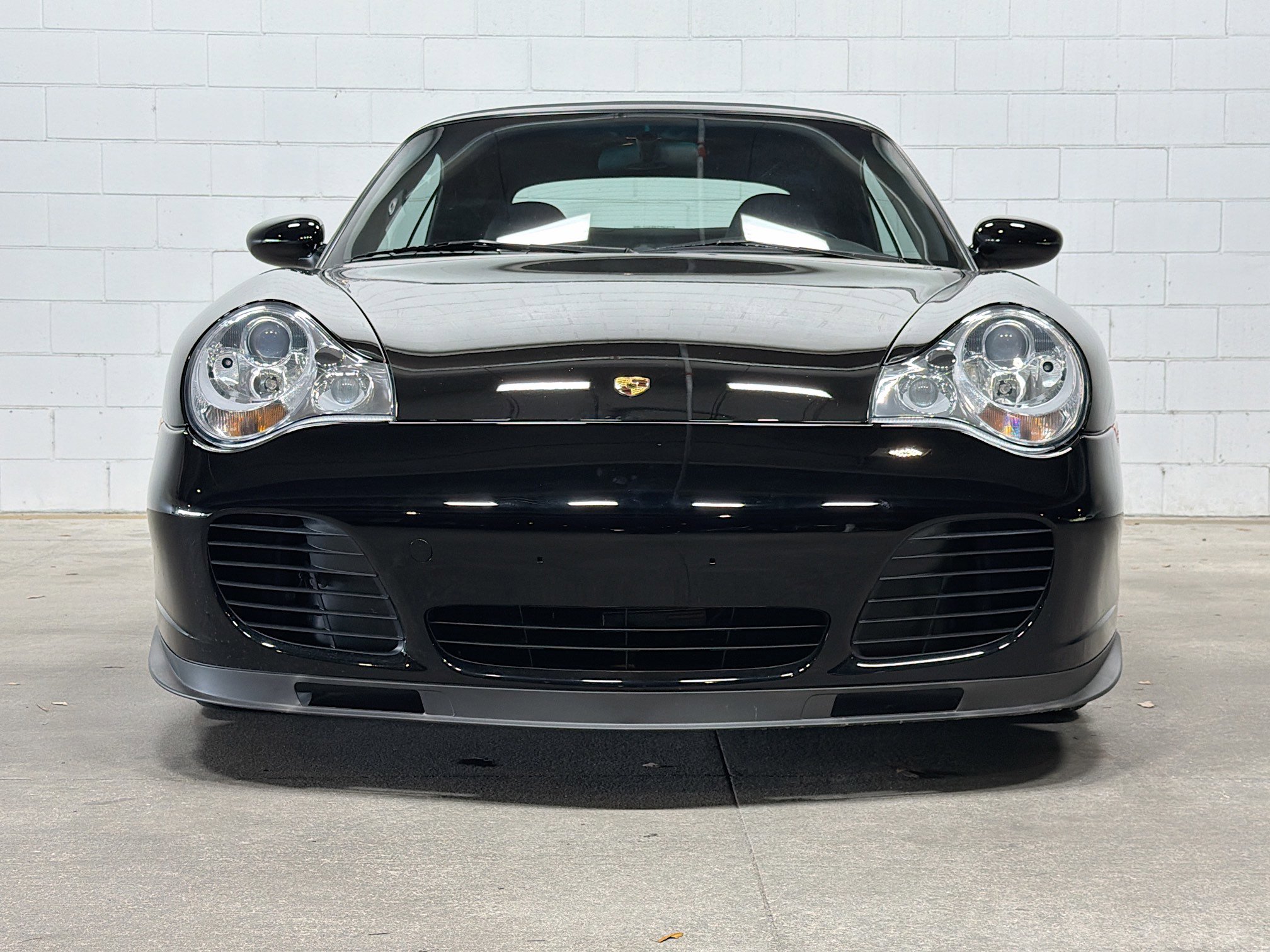Used 2005 Porsche 911 Turbo AWD/4WD image 9