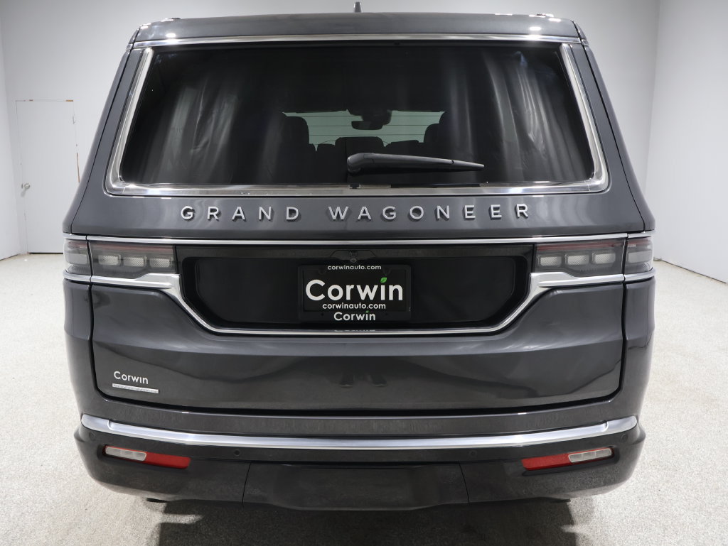 Used 2023 Jeep Grand Wagoneer 4WD image 3