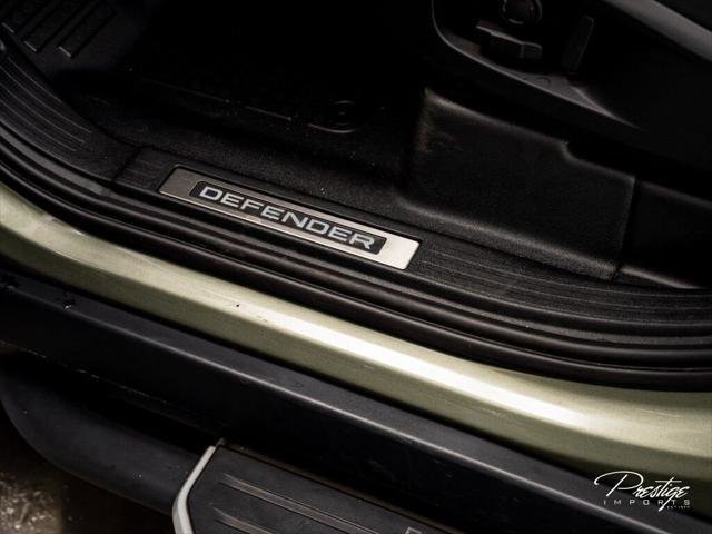 Used 2021 Land Rover Defender 110 X-Dynamic HSE AWD/4WD image 22