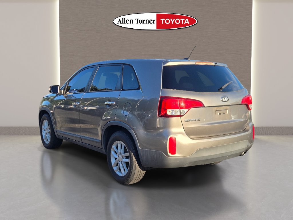Used 2015 Kia Sorento LX FWD image 6