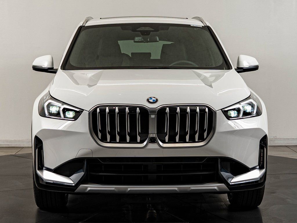 New 2026 BMW X1 xDrive28i w/ Technology Package image 2