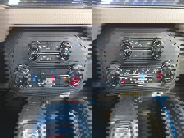 Used 2022 Ford Bronco Wildtrak image 18