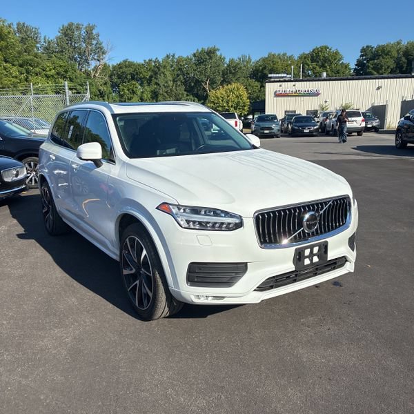Used 2021 Volvo XC90 T6 Momentum w/ Advanced Package AWD/4WD image 6