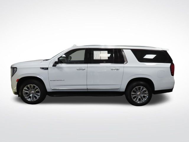 Used 2024 GMC Yukon XL Denali image 2