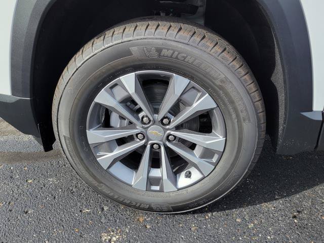 New 2026 Chevrolet Equinox LT w/ LPO, Floor Liner Package AWD/4WD image 5
