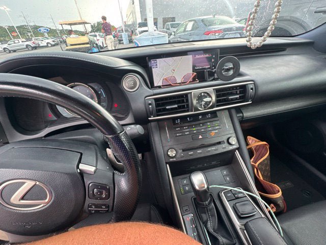 Used 2020 Lexus IS 300 F Sport w/ F Sport Package RWD image 18