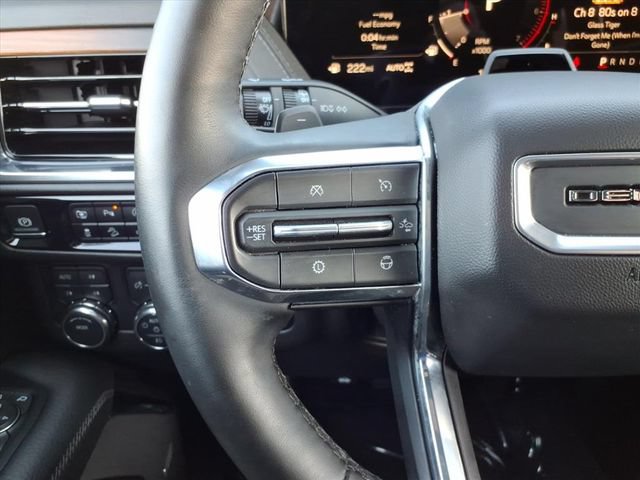 Used 2025 GMC Yukon Denali w/ Advanced Technology Package AWD/4WD image 37