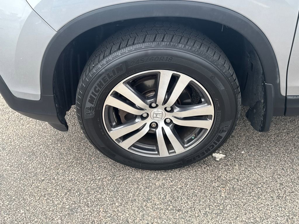 Used 2017 Honda Ridgeline RTS image 37