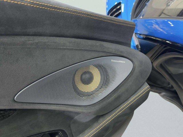 Used 2020 McLaren 600LT Spider image 42