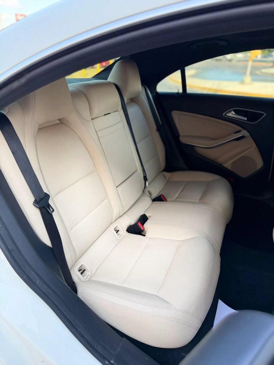 Used 2017 Mercedes-Benz CLA 250 image 48
